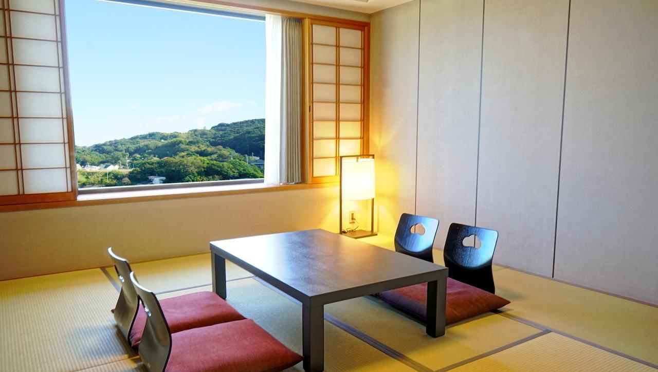 Nanki-Shirahama Marriott Hotel Экстерьер фото A traditional Japanese room