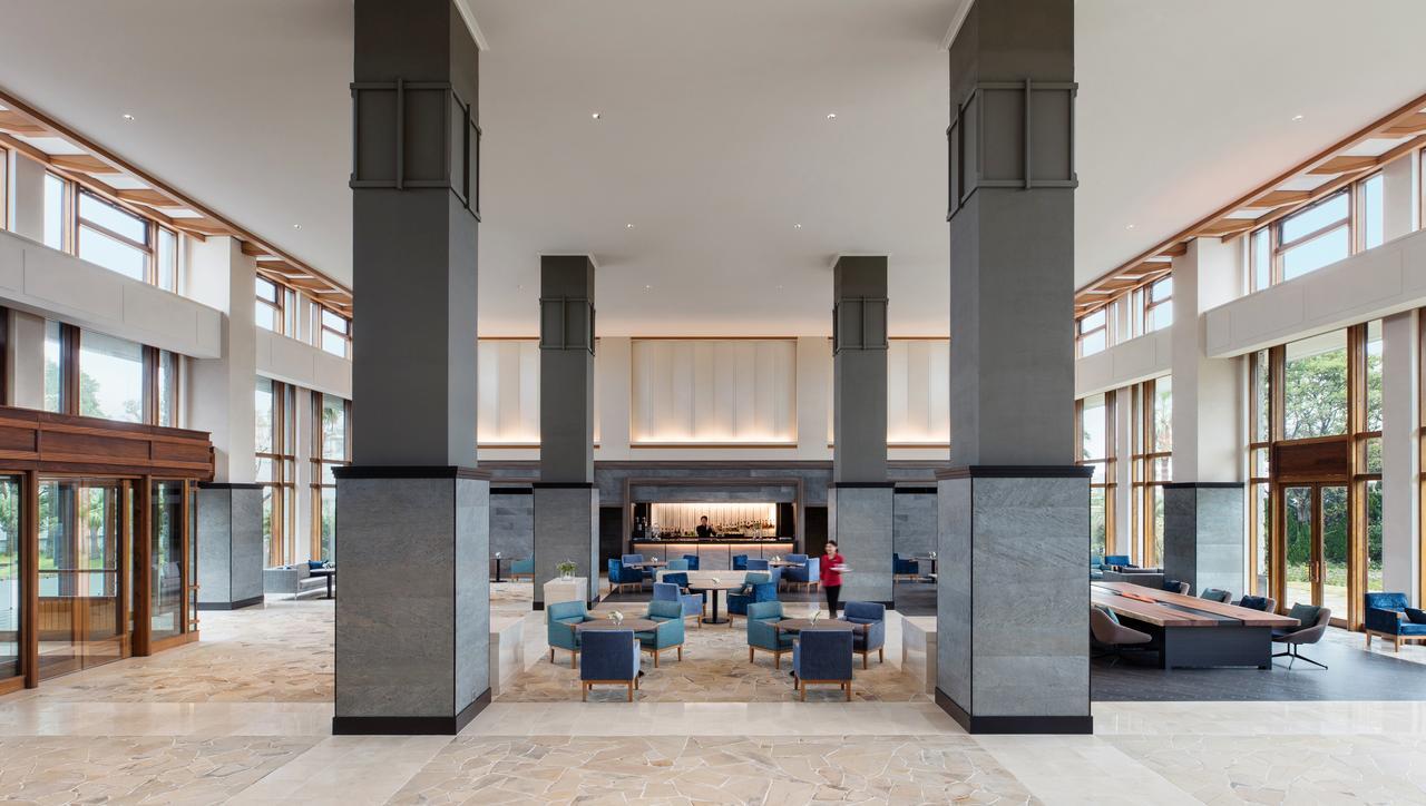 Nanki-Shirahama Marriott Hotel Экстерьер фото The lobby of the new building