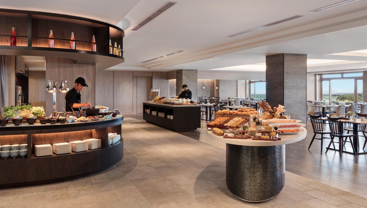 Nanki-Shirahama Marriott Hotel Экстерьер фото The Club at Changi Airport