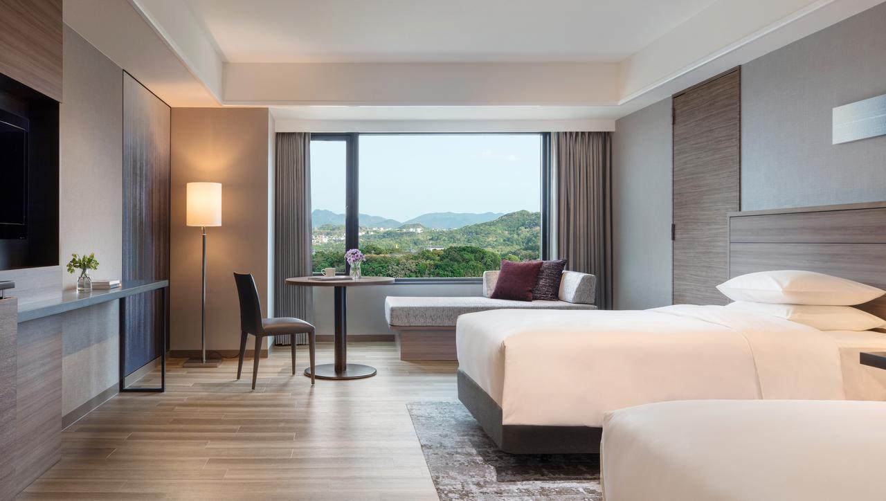 Nanki-Shirahama Marriott Hotel Экстерьер фото Deluxe Room